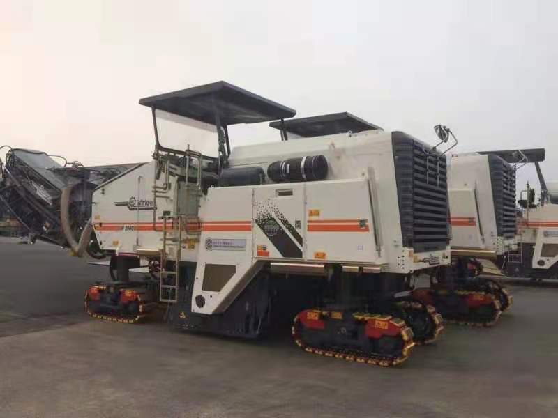 路面冷再生機的性能特點介紹！