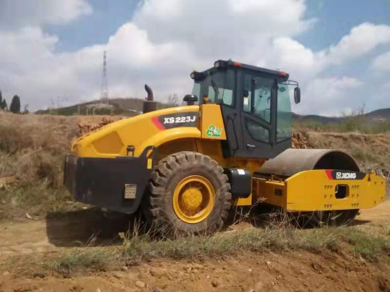 路面冷再生機租賃哪家好？途暢路橋值得選擇！