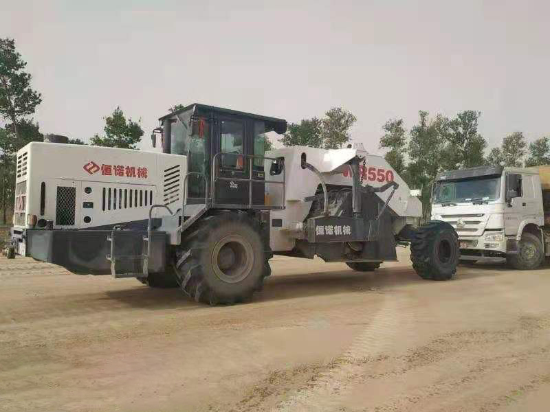 冷再生技術在舊路改造上的應用